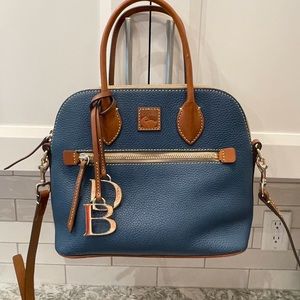 DOONEY & BOURKE PEBBLE GRAIN ZIP ZIP SACHEL - LiIKE NEW!